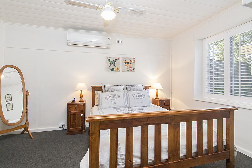 Stoneleigh Cottage Bed And Breakfast Angaston Exterior photo